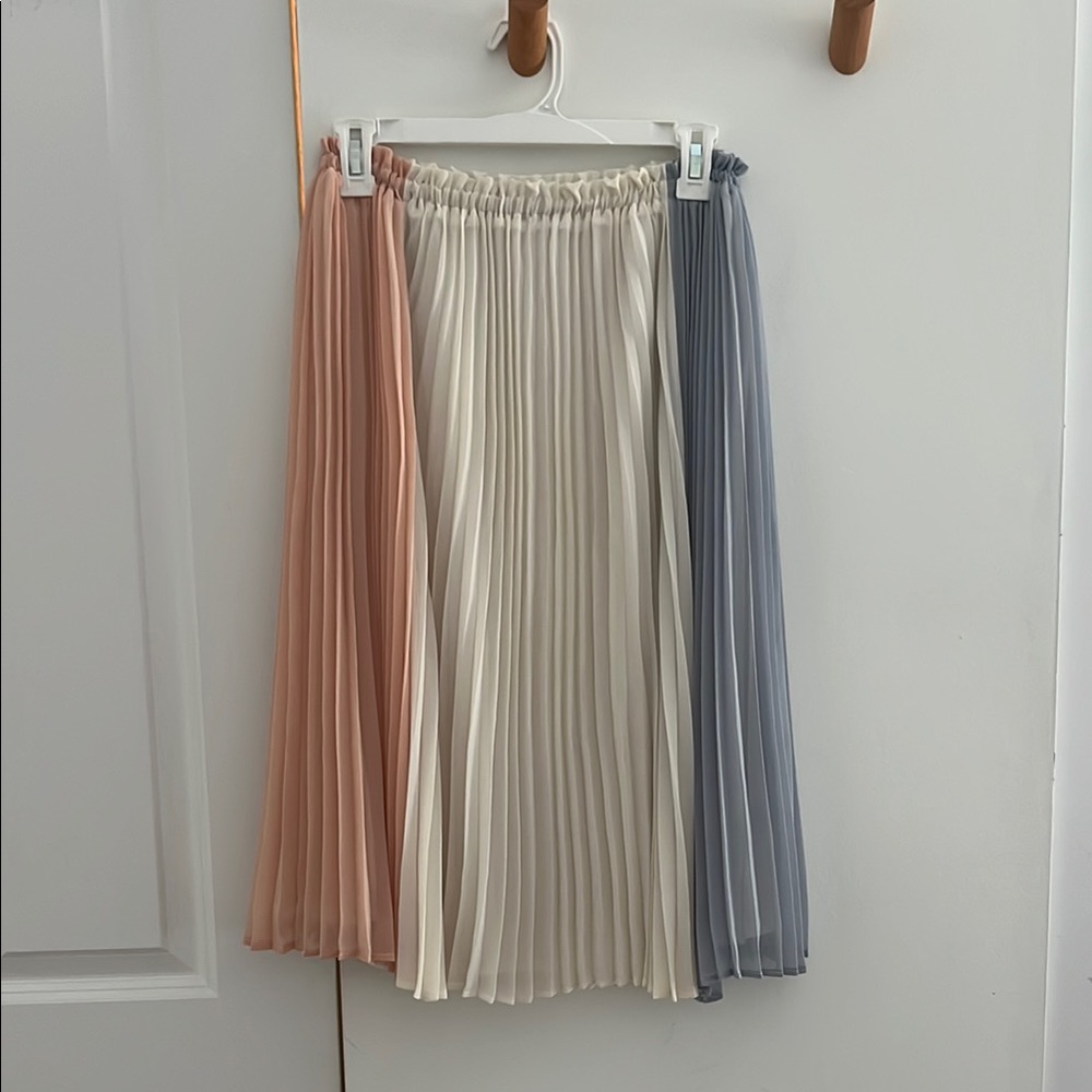 Elegant Multicolor Pleated Skirt